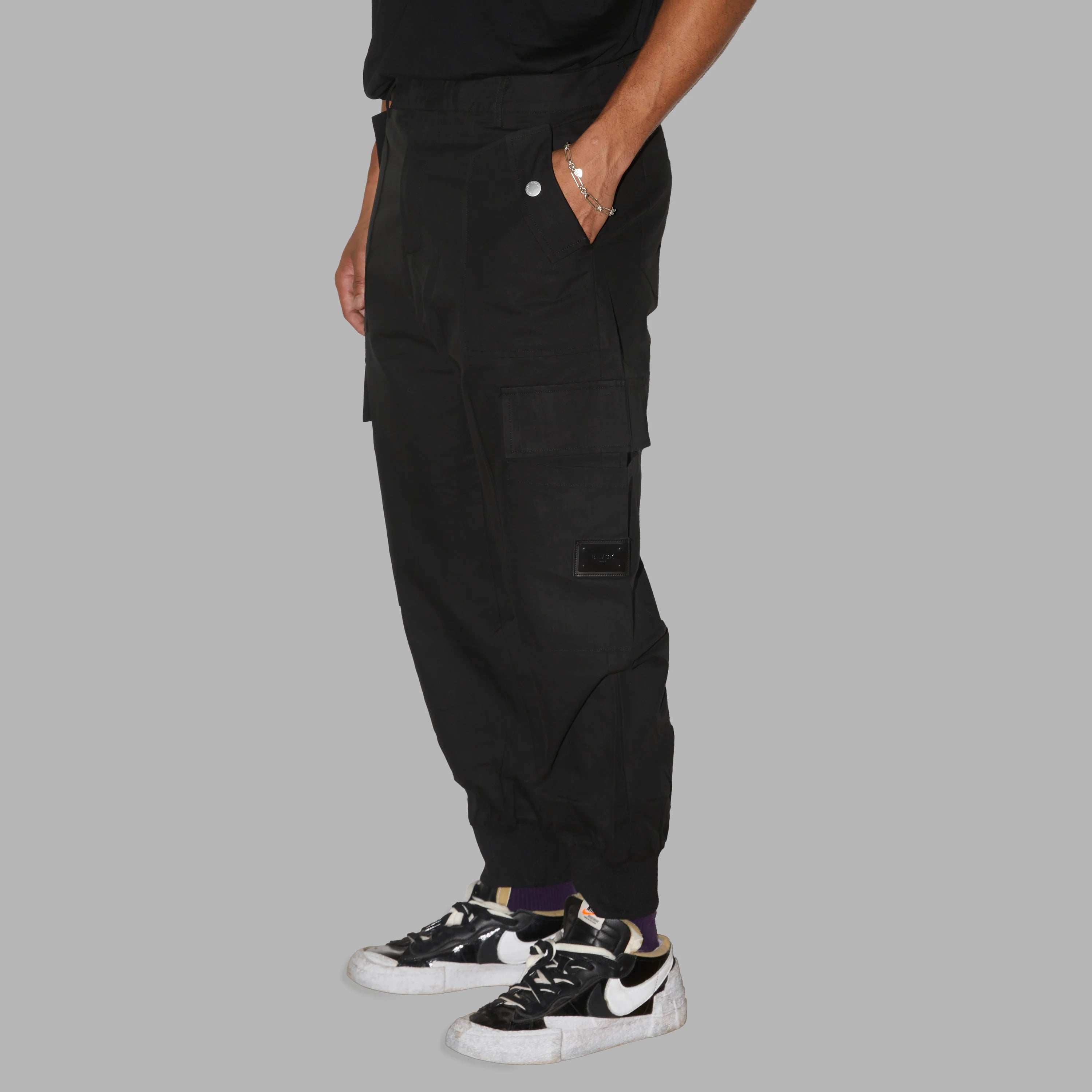 Blvck Classic Cargo Pants | BLVCK Kuwait